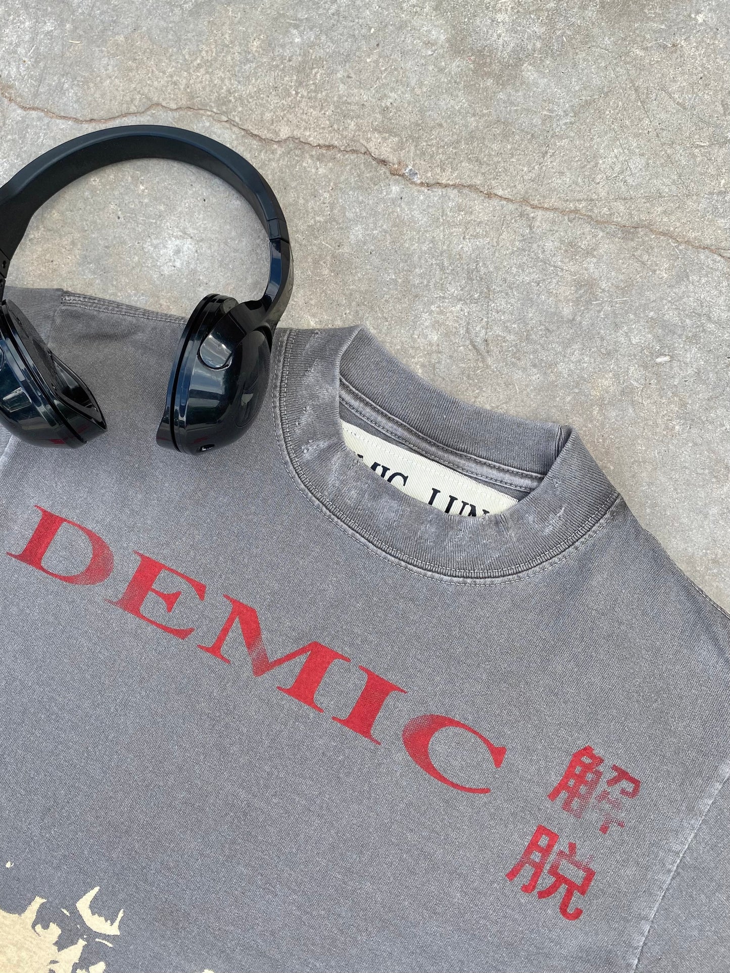 Playera Oversize `Entrando al espejo`